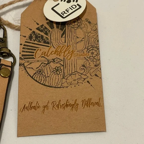 🎯Compact Yellow and Pink Wallet with Retro Charm - Picture 3 of 4